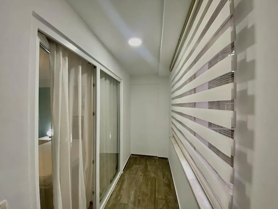Central Apartment Blloku Tirana 0*,